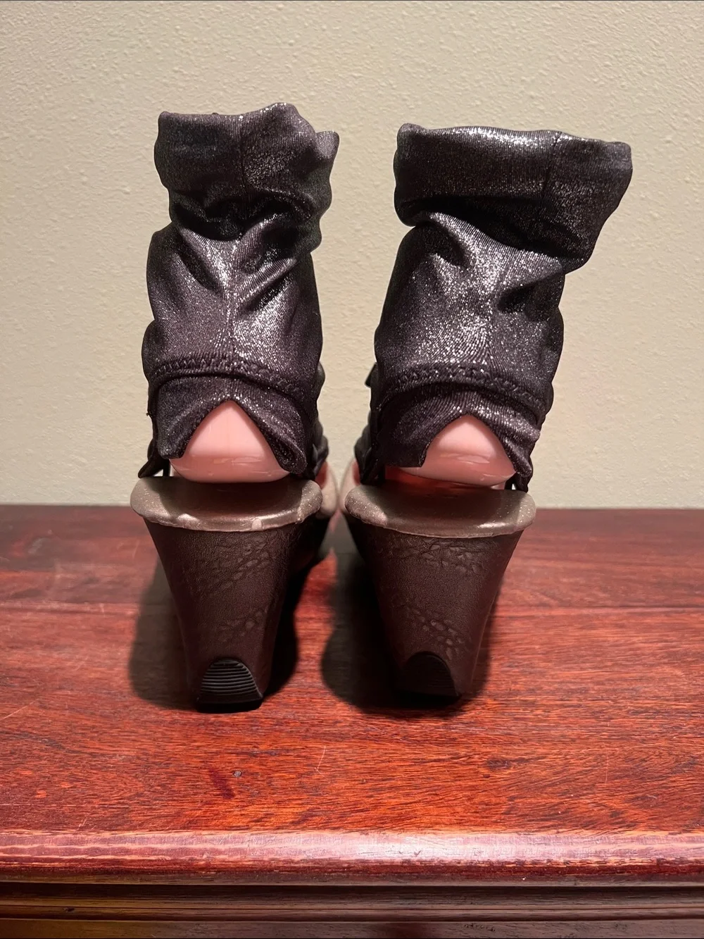 Modzori Fusion Twister Innovative Black Metallic Wedge Reversible Sandals 8